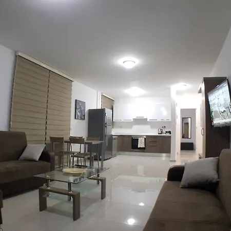 New Fabulous Flat In The Heart Of Kyrenia