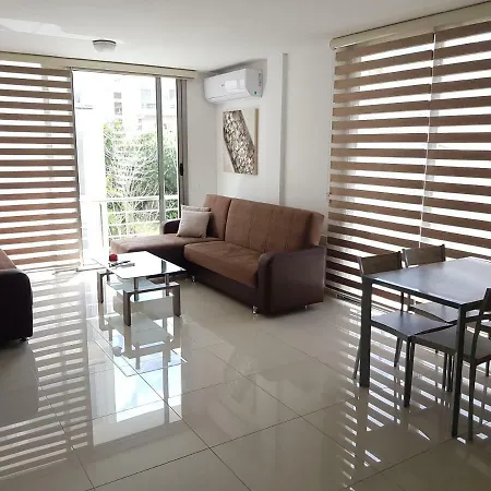 아파트 New Fabulous Flat In The Heart Of Kyrenia